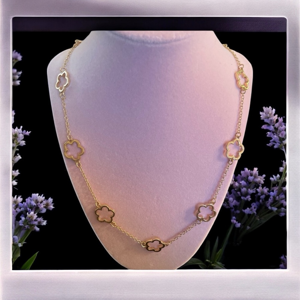 2/$30🔥Elegant Gold Flower Necklace